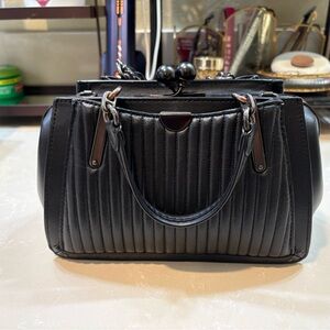 Coach dreamer kisslock Quilted PLEASE DO NOT BUY RESERVE FOR @MERY_PINEDa